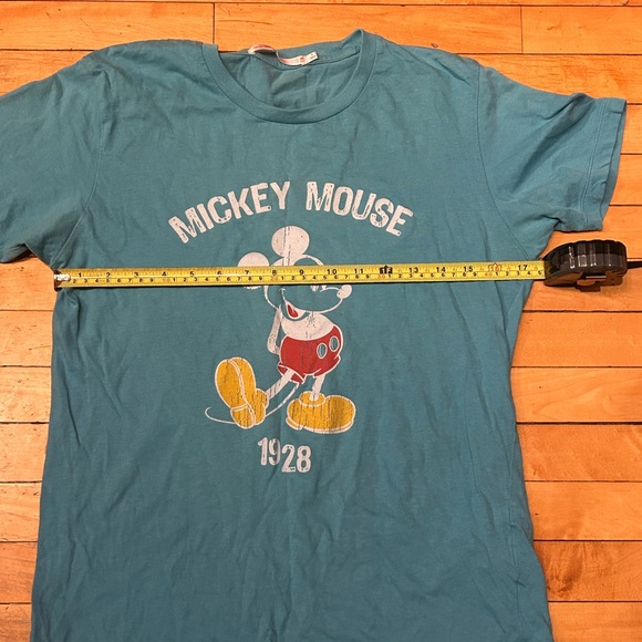 Disney Mickey Mouse shirt small - Picture 4 of 4